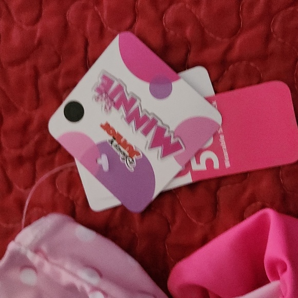 Minnie Mouse swim suit - Picture 3 of 4